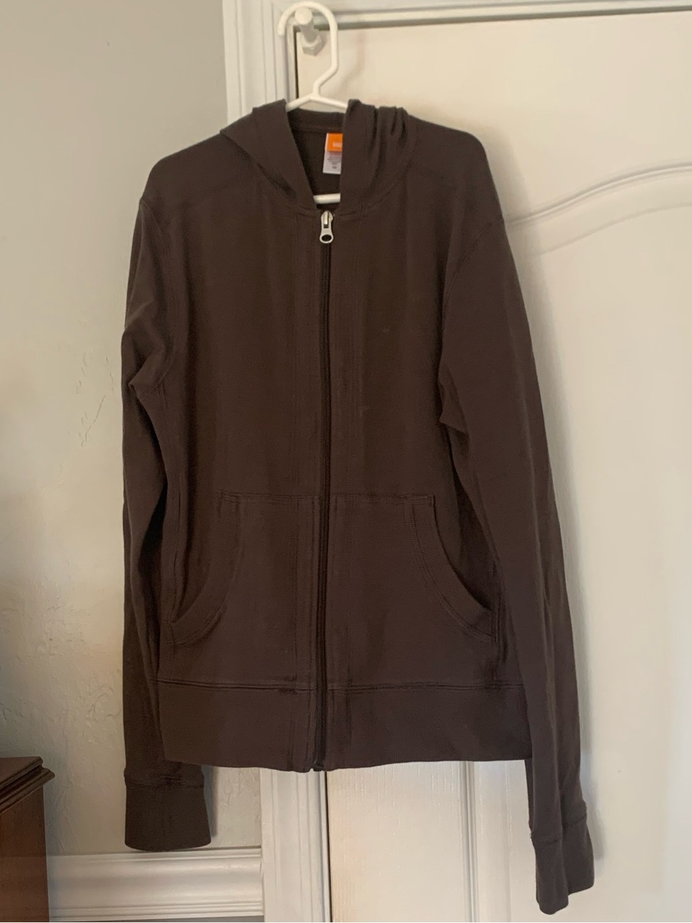 •Lucy Brown Lightweight Full-Zip Hoodie•